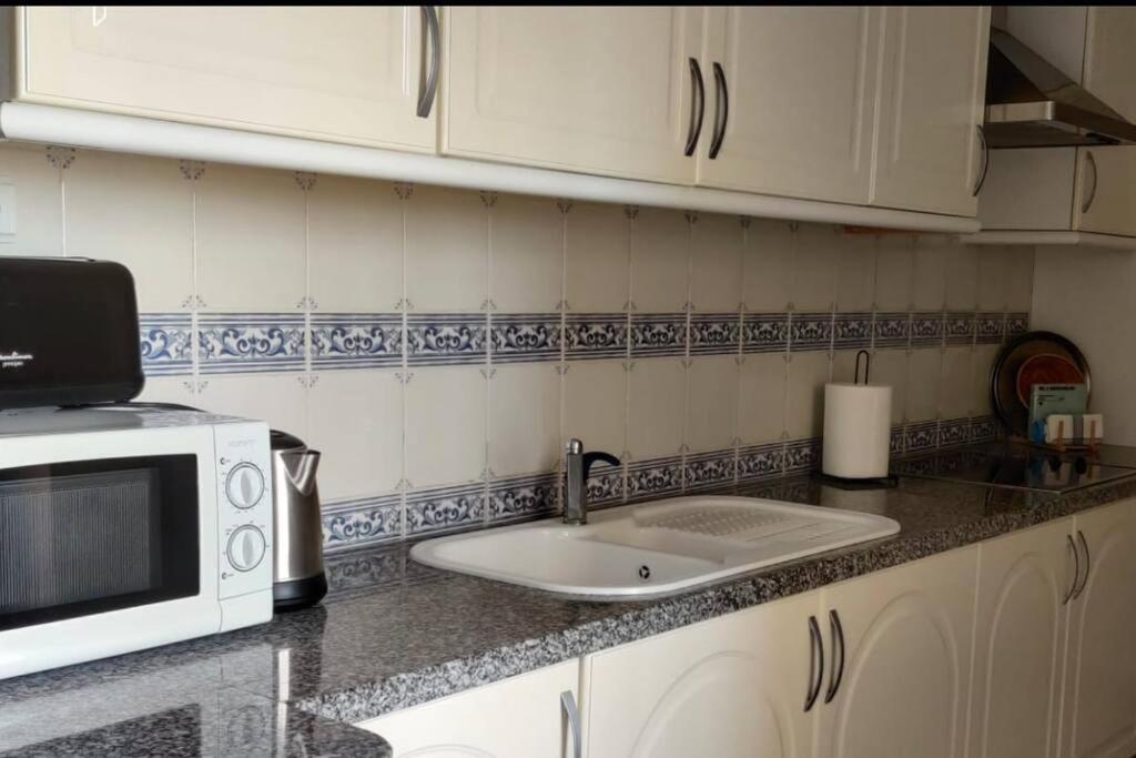 Clube Praia Mar Portimao - Apartamento A 200 Mts Da Praia ภายนอก รูปภาพ